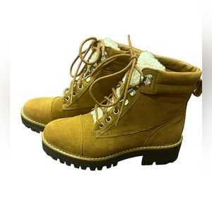 Time & Tru boots with Sherpa | Size 6
